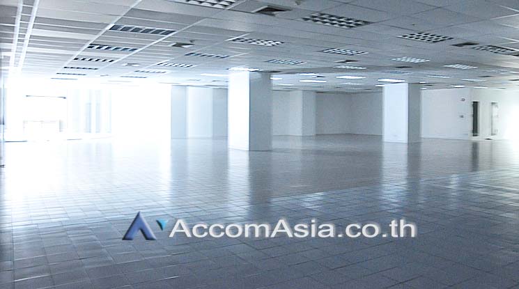 5  Office Space For Rent in Sukhumvit ,Bangkok MRT Phetchaburi - BTS Asok at Q House Asoke AA14072